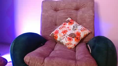 Violeta online show from 03-08-25, 04:12