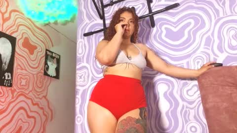 Snapshot of 420viol3ta_ chatting on 12-20-25, 12:07 Violeta online show from 12-20-25, 12:07