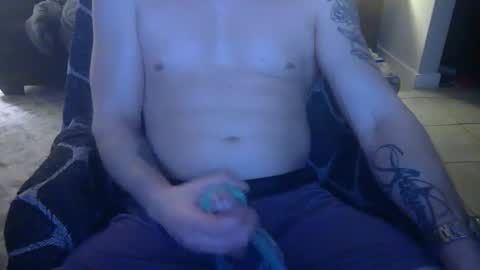 Snapshot of 42o_blah chatting on 12-27-24, 02:25 42o_blah online show from 12-27-24, 02:25