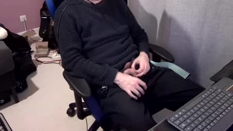 Snapshot of 55hotgboy chatting on 02-01-25, 06:40 Larese Carlo online show from 02-01-25, 06:40