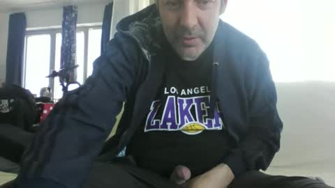 Larese Carlo online show from 04-23-26, 11:31