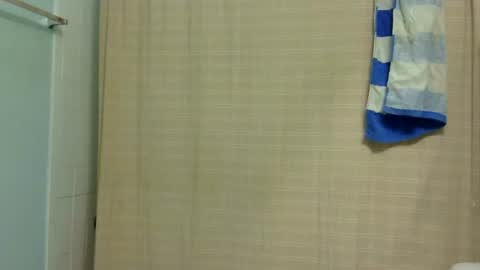 Snapshot of 5m0o74a55 chatting on 01-17-25, 01:36 5m0o74a55 online show from 01-17-25, 01:36