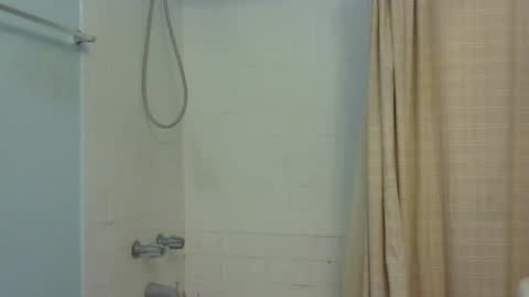 Snapshot of 5m0o74a55 chatting on 10-19-25, 03:12 5m0o74a55 online show from 10-19-25, 03:12