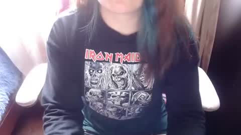 Snapshot of 666maskgirl chatting on 07-02-26, 05:19 SHANNON online show from 07-02-26, 05:19