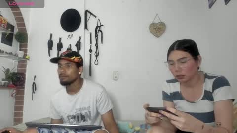 Snapshot of 69blackwhite chatting on 03-14-26, 01:44 69blackwhite online show from 03-14-26, 01:44