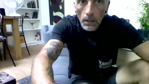 Num online show from 06-14-26, 08:49