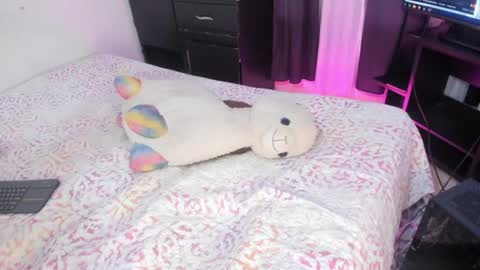 Snapshot of 6_bunny_9 chatting on 07-19-26, 01:31 Celeste online show from 07-19-26, 01:31