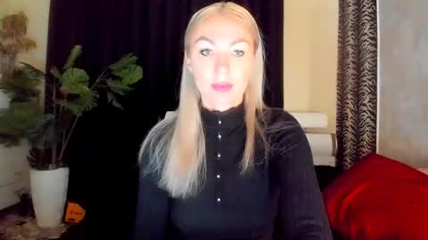 Snapshot of 6noangel66 chatting on 09-11-25, 01:28 SABOTAGE online show from 09-11-25, 01:28