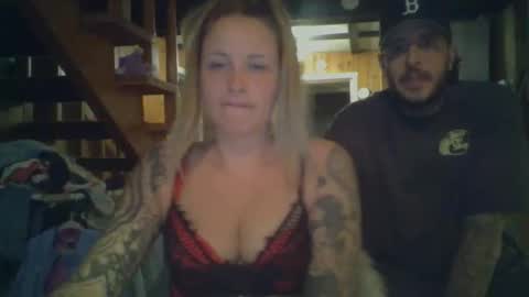 Snapshot of 6play_with_us9 chatting on 05-12-26, 07:27 6play_with_us9 online show from 05-12-26, 07:27