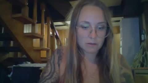 Snapshot of 6play_with_us9 chatting on 06-07-26, 06:39 6play_with_us9 online show from 06-07-26, 06:39