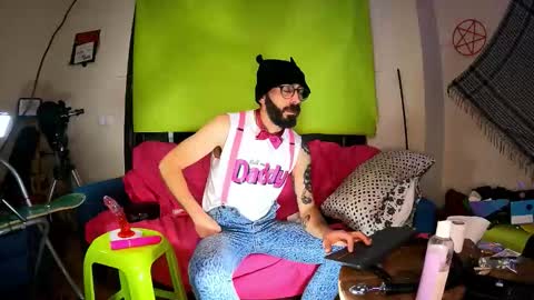 Snapshot of 6thsin chatting on 12-21-25, 02:19 6thSIN online show from 12-21-25, 02:19