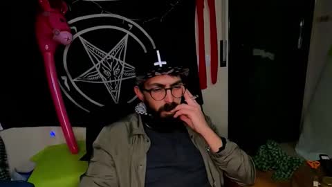 Snapshot of 6thsin chatting on 01-06-26, 12:58 6thSIN online show from 01-06-26, 12:58