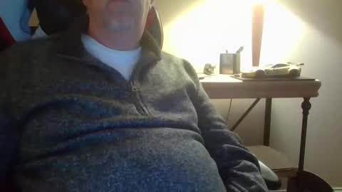 Snapshot of 72funguy71 chatting on 12-11-24, 12:54 72funguy71 online show from 12-11-24, 12:54