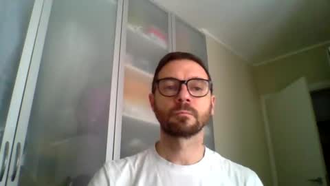 Snapshot of 77architt chatting on 03-09-26, 09:35 77architt online show from 03-09-26, 09:35