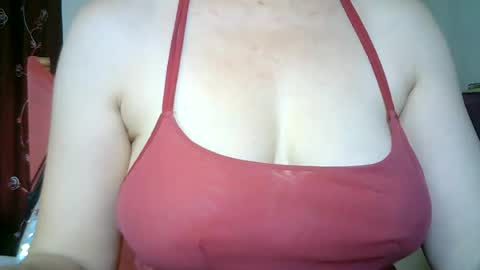 Lilu online show from 06-21-26, 10:18