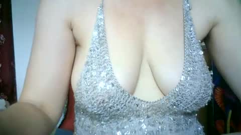 Lilu online show from 06-26-26, 10:08