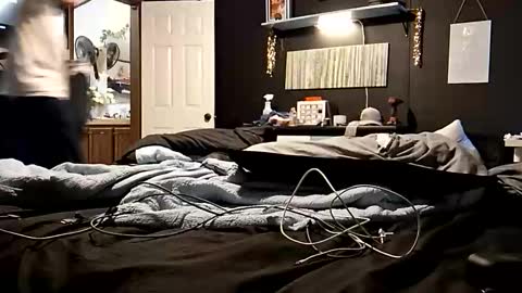 Snapshot of 7lairddip chatting on 03-05-26, 02:07 7lairddip online show from 03-05-26, 02:07