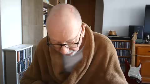 Snapshot of 7thsojourn chatting on 02-09-25, 12:19 Papi online show from 02-09-25, 12:19