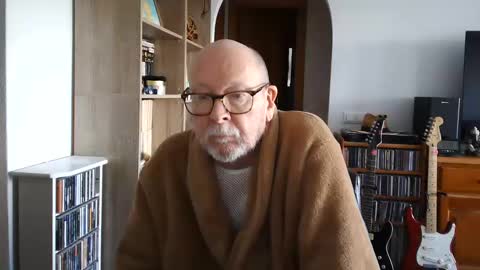 Snapshot of 7thsojourn chatting on 02-26-25, 02:14 Papi online show from 02-26-25, 02:14