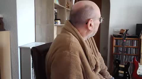 Snapshot of 7thsojourn chatting on 02-28-25, 11:25 Papi online show from 02-28-25, 11:25