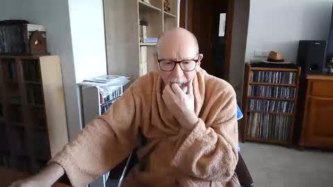  Papi  online show from 11-27-25, 10:28