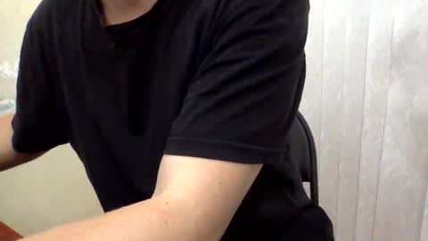 Snapshot of 7znkbob chatting on 09-08-25, 04:50 bob big head online show from 09-08-25, 04:50