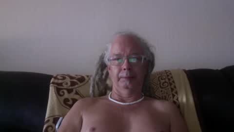 Snapshot of 808dred chatting on 10-30-25, 08:31 808dred online show from 10-30-25, 08:31