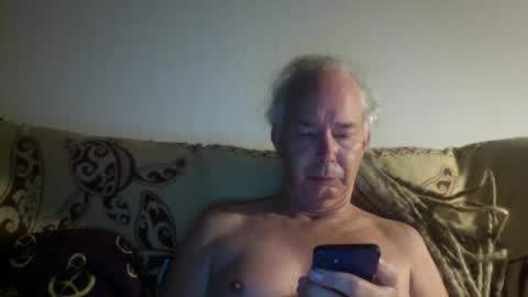 Snapshot of 808dred chatting on 11-05-25, 10:37 808dred online show from 11-05-25, 10:37