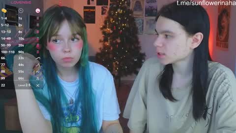 Snapshot of 819sunflowerinahat2016 chatting on 12-15-24, 08:52 Cornelia and Dante online show from 12-15-24, 08:52