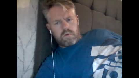 81jonnyx online show from 12-31-24, 10:26