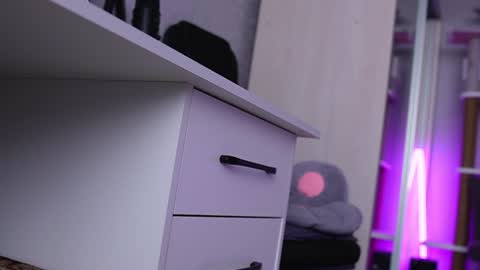 Monicano face online show from 01-21-25, 08:08