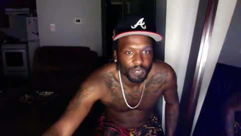 Snapshot of 8double1trouble6 chatting on 10-05-25, 04:00 NoFaceNoCase online show from 10-05-25, 04:00