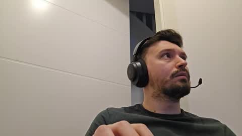 Snapshot of 8inchdude93 chatting on 03-12-26, 09:59 8inchdude93 online show from 03-12-26, 09:59