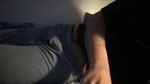 Snapshot of 8point5natty chatting on 11-28-25, 01:08 nat online show from 11-28-25, 01:08