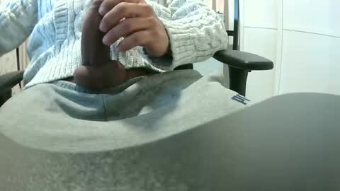 Snapshot of 90zero chatting on 01-07-26, 08:50 Arturo online show from 01-07-26, 08:50