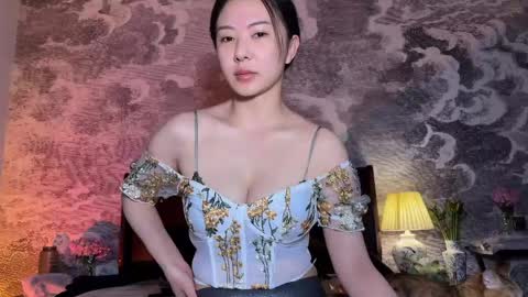 lily online show from 04-15-26, 05:25