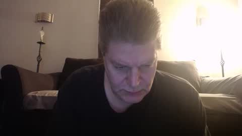 Snapshot of 989guy chatting on 01-11-26, 04:01 989guy online show from 01-11-26, 04:01