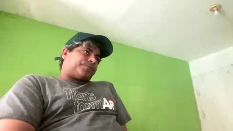 9vinhocamshow online show from 11-21-25, 12:04