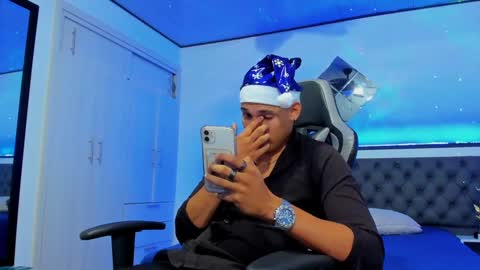 Snapshot of _0324 chatting on 12-24-24, 07:11 rick online show from 12-24-24, 07:11