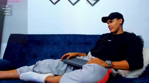 Snapshot of _0324 chatting on 03-05-25, 07:27 rick online show from 03-05-25, 07:27