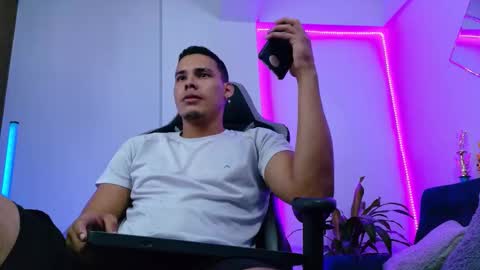 Snapshot of _0324 chatting on 02-06-26, 08:07 rick online show from 02-06-26, 08:07