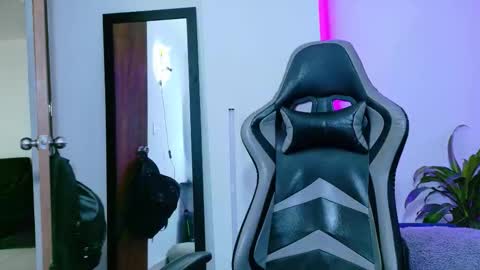 Snapshot of _0324 chatting on 02-20-26, 08:09 rick online show from 02-20-26, 08:09