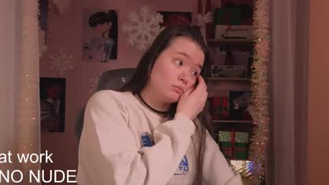 Snapshot of _3x7_ chatting on 12-16-25, 07:57 _3x7_ online show from 12-16-25, 07:57