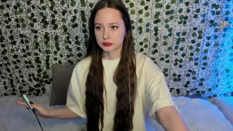 Snapshot of _52_ chatting on 01-31-25, 02:17 EMILY AND  MARCUS online show from 01-31-25, 02:17