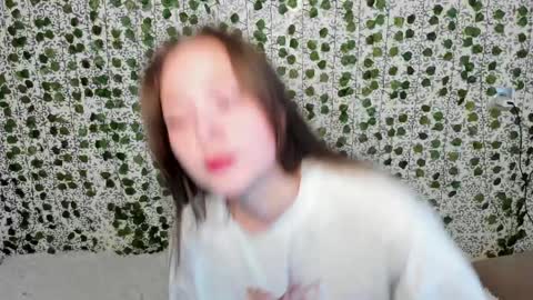 Snapshot of _52_ chatting on 02-11-25, 06:19 EMILY AND  MARCUS online show from 02-11-25, 06:19