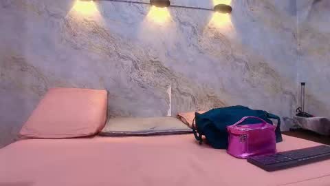 Snapshot of _abby_rouss chatting on 10-29-25, 03:20 abby rouss online show from 10-29-25, 03:20