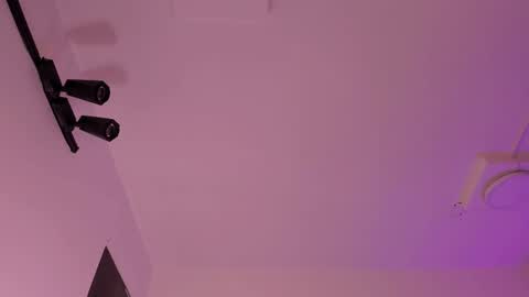 Snapshot of _abbymiller_ chatting on 09-29-25, 11:48 Abbye Miller online show from 09-29-25, 11:48