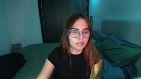 Snapshot of _abbyyyy_ chatting on 03-12-25, 02:41 abby 3 online show from 03-12-25, 02:41