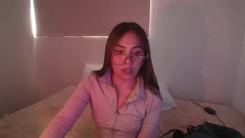 Snapshot of _abbyyyy_ chatting on 01-16-26, 06:23 abby 3 online show from 01-16-26, 06:23
