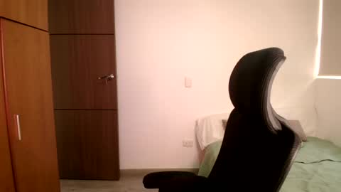 abby 3 online show from 06-11-26, 07:12